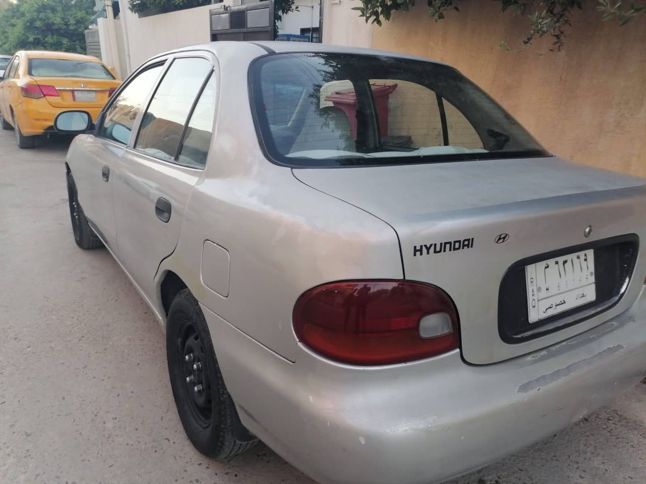 هونداي اكسنت موديل 1995 كير عادي تبريد فول رقم بغداد الماني باسمي سنوية عاج منتهي سيارة من دعامية لدعامية على وضع الشركة مكفولة من ضربة او تعديل او خياس شرط  والدواخل كلها على شركة سيارة مال بيت مكينة بداية صرف بس باقي على بلاد شرط سيارة واحد على واحد السعر 35 وبيها مجال للطيبين 
الشراي يتصل على الرقم  ***********
ملاحظة / اني مكلف بالنشر فقط 
ماجاوب على الخاص ولا تعليقات رجاءا جاءا
تحياتي كركوك, العراق
