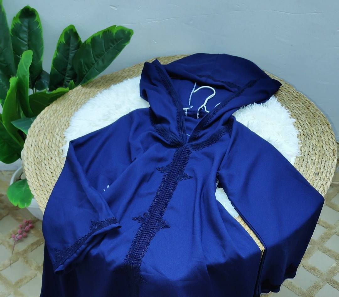 #دراعه 
قياسه عرضه شبرين وكف❤️ 
متوفر توصيل كل محافظات 5 بابل واطراف بابل 3 🔥


**إذا كنت صاحب هذا الإعلان وتريد حذفه لأي سبب، رجاءا أرسل رسالة إلى الدعم الفني**