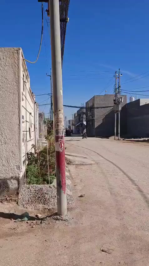 بيت ١٠٠ متر قريب كربلاء المقدسة احيكم ***********
