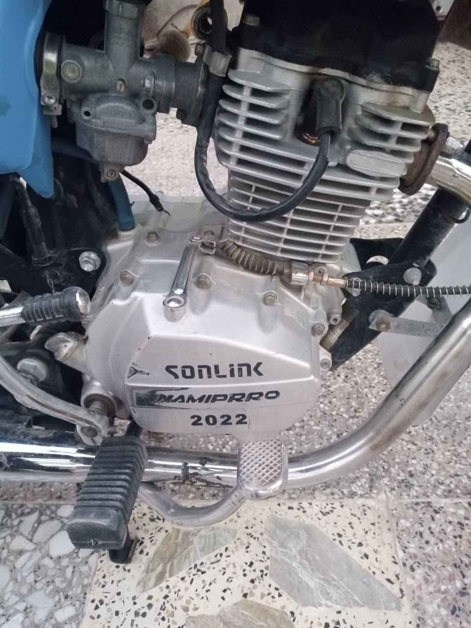 كلك كلك كلك
سلام عليكم نامة برو للبيع اوراق ضايعه ابيعك كلك كلك كلك الدراجة مديل 2022 علة وضعيتهة البلادية ما مبدل بيهة غير كشن وتانكي اويل امامي فقط الدراجة نضيفة انضف من الصور السعر 380 وبيهة مجال قليل ما متواجد فيس مكاني نجف عباسية 
رقم *********** بي واتساب تريد راسلني عل واتساب
