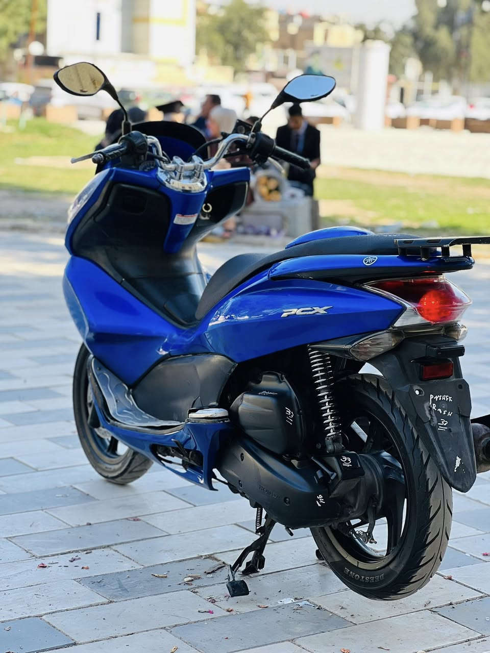 السلام عليكم للبيع دراجه pcxجيل الاول دراجة مال رمبه مديل18 ماخذها رمبه الدراجه على  ايدي حجم مكينه 150ياباني الاصلي دراجه جديده مال جناي  سويجين  بيه 
ياباني الاصلي دراجه كامله أستان كهربائي حساس ازدحام ٢حرف Aدراجه جديده الدراجه مكينه لوك شلعه معدل خير من اللّٰه دراجه تكول جديده بمعنئ الكلمه واحلا من الصور  دراجة مكينه مكفوله اي نقص مابيه
السعرمليون  350  و مجال قليل 
اي استفسار*********** المكان  بغداد
