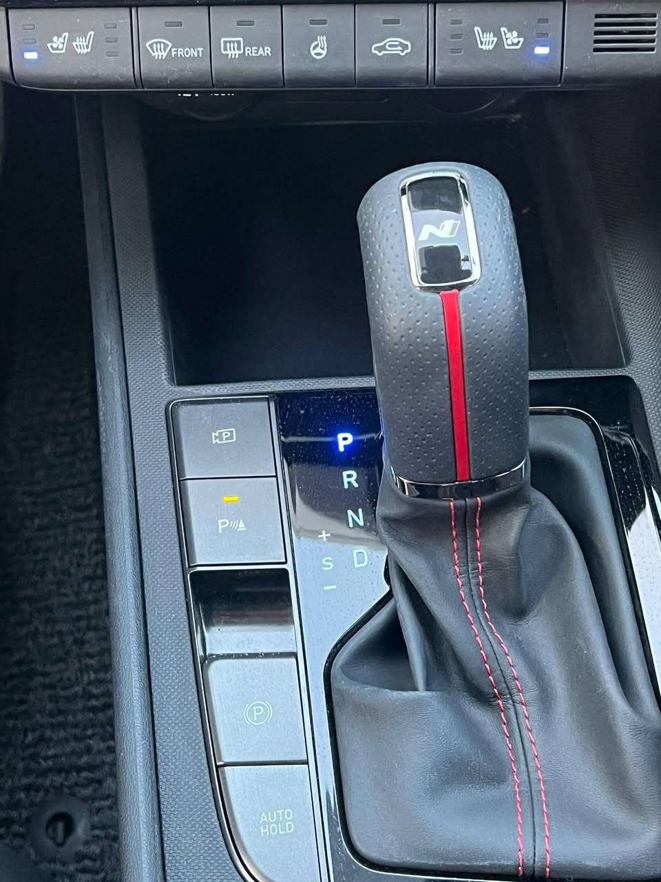 النتره  N Lin
مديل 2025 
السياره مكفوله كفاله حتى من الشخط 
ماشيه 16 الف فقط 
فول الفول واحد على واحد 
وارد كوريا 🇰🇷 

مله الوصول 30 يوم إلى حاب أكصها إلا 

***********
