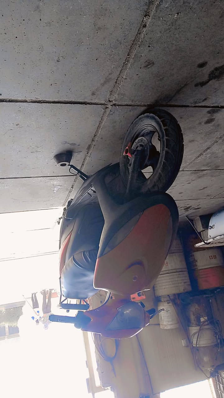 دراجه ماكس عدله تعمير كله جديد اي نقص مابيها 450 وبيها مجال ***********
