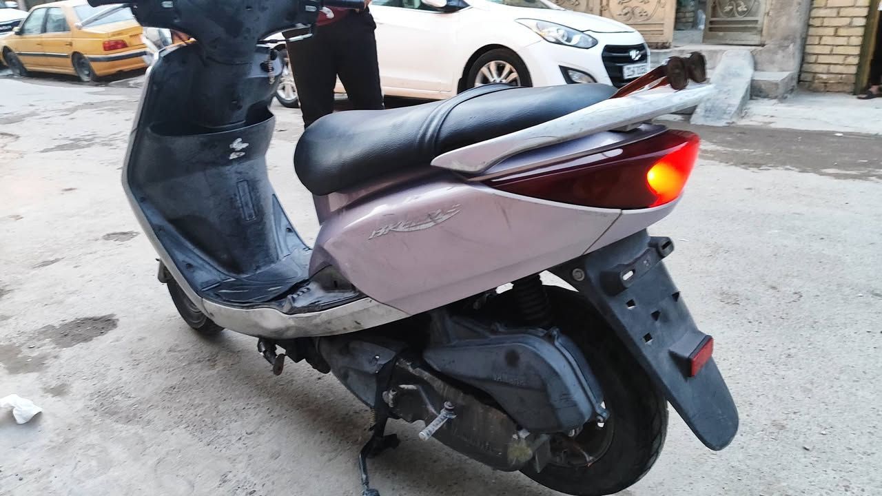 دراجة بريز للبيع كلشي شغال مكان بغداد الشعب مفتوحة مكينة ب400وبيهة مجال رقم ***********
