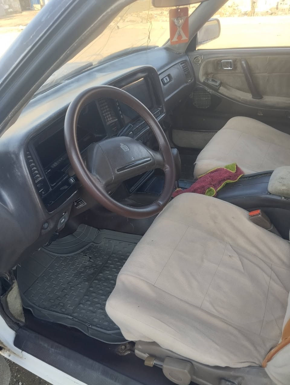 هارتوب البيع رقم ميسان نكليزي مكينه
ونجي تخم تاير حداديه جديه سعر 35 قفل ***********
