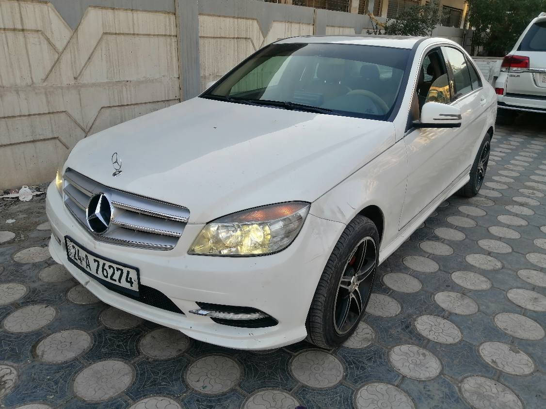 السلام عليكم
السعر 70 وبيها مجال بسيط سيارة جاهزه كلشي بيها جديد استعمال بيت للتواصل *********** بغداد, العراق
