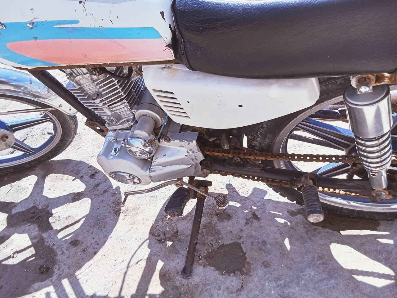 سلام عليكم من رخصت الادمن
دراجه للبيع السعر خاص نوع بارت خمسه كير كهربائية شغاله بس كلك كلك السعر خاص المكان شارع شطره دوايه شارع قريه ال محيرز مقابيل مدرسه البدر المختلطه وبيه مجال بسيط


**إذا كنت صاحب هذا الإعلان وتريد حذفه لأي سبب، رجاءا أرسل رسالة إلى الدعم الفني**