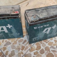 بطاريتين • مستعمل • الموصل الاجانب الأيسر