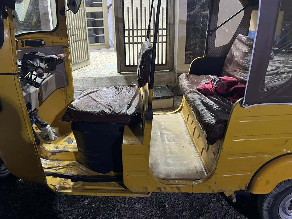 سلام عليكم تكتك موديل 19 شهر 11. تكتك جاهزه وخير من الله. رقم وسنويه. سعر 5200قفل. ***********
