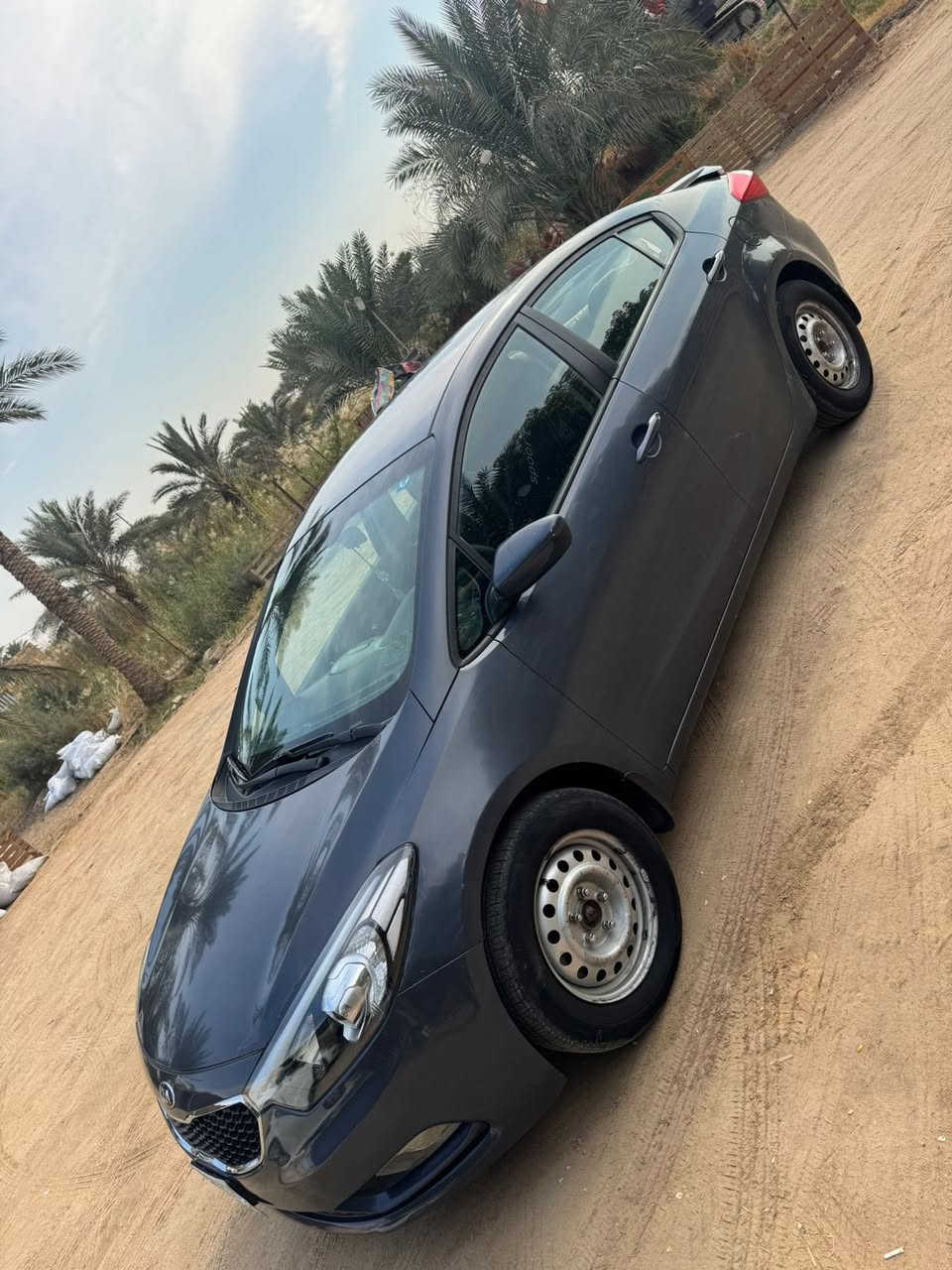 سيراتو 16 مكفولة ماعدى باردات بسيطه
رقم قادسيه باسمي المكان الرميثه 
للتواصل الاتصال على الرقم ***********
