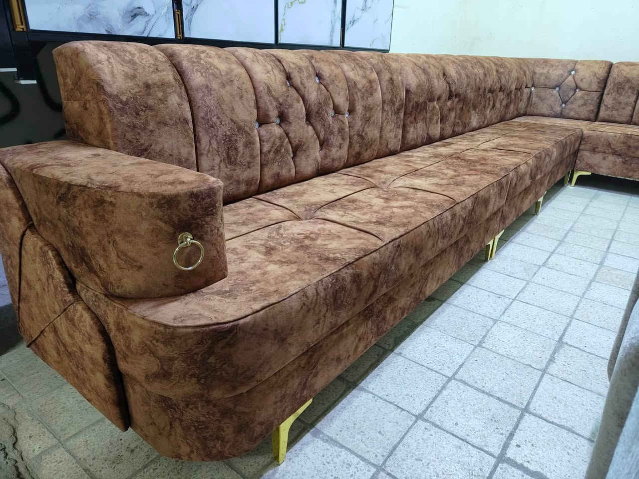 معرض زياد الأثاث المنزلي
تخفيضات بمناسبه  عيد الفطر المبارك ✨🌙🌙🌙🌙✨ 
كل عام وانتم بالف خير 
ديوان قياس 11 مقعد 5 قطع 
السعر فقط 280 الف 
العنوان تكريت شارع الزهور خلف افران الكرخ وقاسم مول معرض زياد الأثاث المنزلي 🫴 
***********
