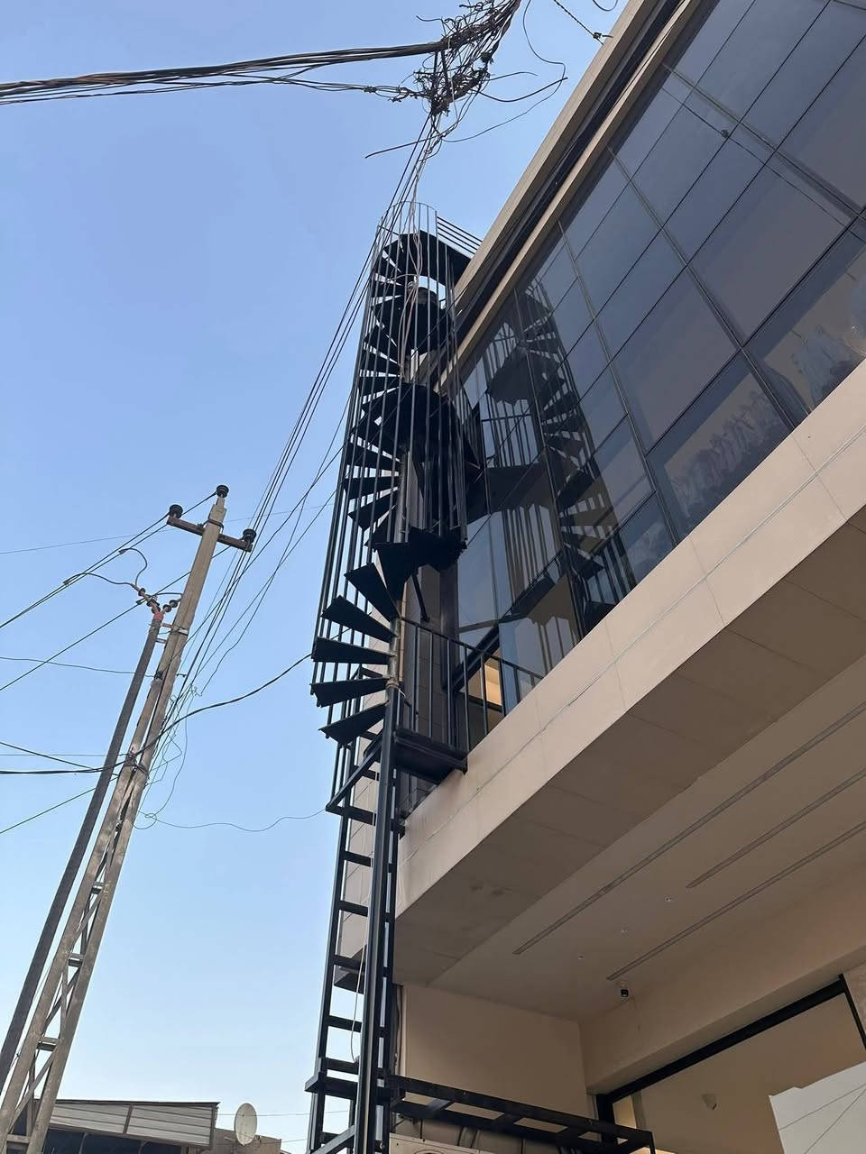 درج طوارئ
مستعدون لعمل سلالم الطوارئ بأسعار تنافسية 
حدادة عامة و لحام 
#درج_طوارئ
#سلم_طوارئ
***********
مستعدون للعمل في كافة محافظات العراق
