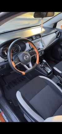 للبيع نيسان فيرسا  2020 sv 07709318487