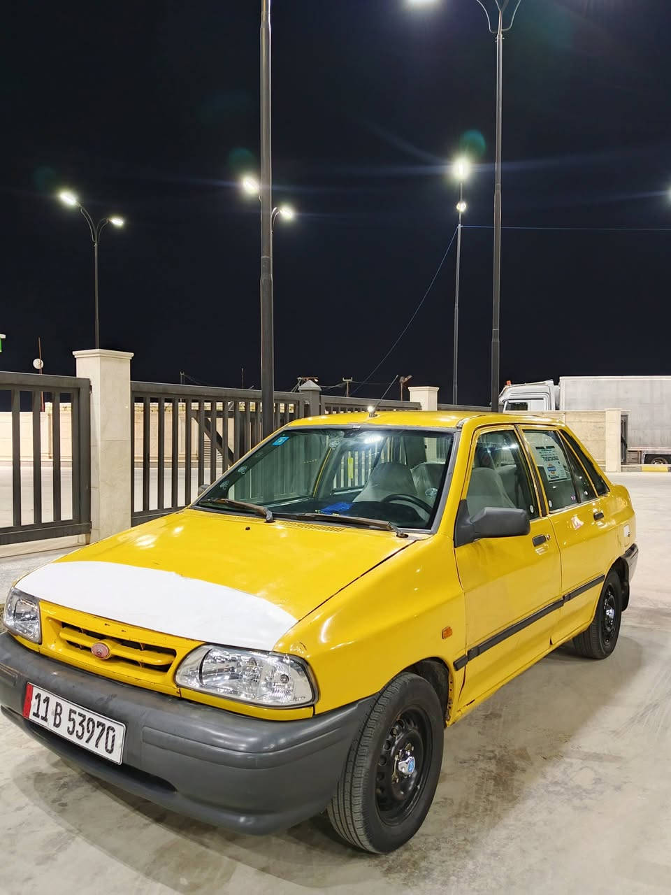 السلام عليكم 
سايبه موديل 12 مصفره هيئه وغرامات هزه جديده وراعيها ابو السنويه بلكوت رقمها بغداد نكليزي مشروع وطني السياره مكفوله من التبخير وتنقيص
حداديه ودبلات جدد 
غرفتها جديده لايتات جدد بك لايت جدد 
ادامه كامله مسويلها كبل لشارع مكينه ناعمه خير من الله 
سعرها 25 ورقه او مراوس بسياره كير اوتماتيك وانطي فرق
التواصل خاص وعلى هاذا لرقم ***********
