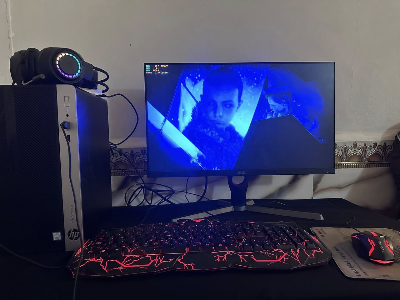 السلام عليكم
PC للبيع مع شاشة
المواصفات:
المعالج: Intel Core i7 الجيل الثامن
كرت الشاشة: GTX 1650 Super 4GB
الرام: 16GB DDR4
التخزين:  الهارد الاول(256ssd   ) هارد ثاني(512hdd   ) 
الشاشة: 75Hz
الأداء: يشغل أغلب الألعاب الحديثة على إعدادات متوسطة إلى عالية بسلاسة.
السعر: (  350) وبيها مجال 
تواصل للجادين فقط. مكاني الديوانية


**إذا كنت صاحب هذا الإعلان وتريد حذفه لأي سبب، رجاءا أرسل رسالة إلى الدعم الفني**