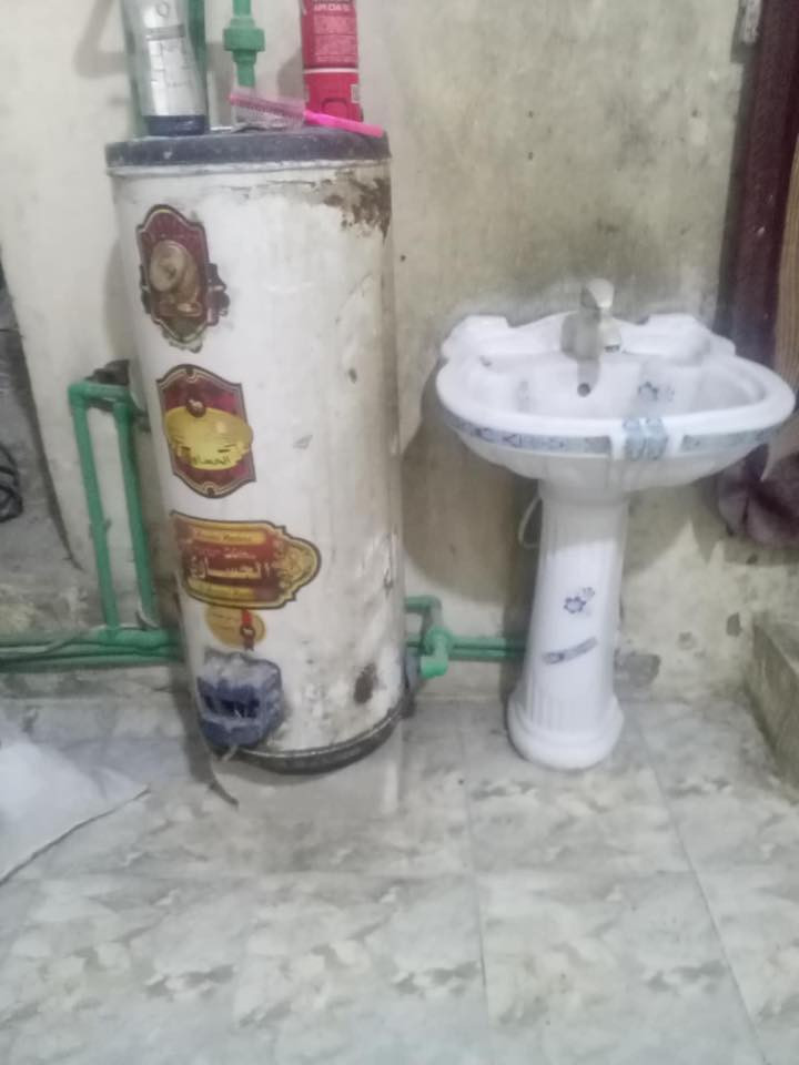 للبيع ميز تسكا خماره وصواني وطاوليات وتانكي نفط مكاني نجف اليحب يستفسر التواصل علئ الواتساب ‭0783 921 2216‬
