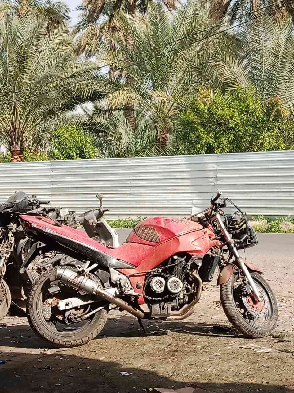 بطحه قرش كوم حديد يعني تفصيخ للبيع قيم واخذ مستعجل ع بيعتهه متشتغل استفسار خاص ***********
