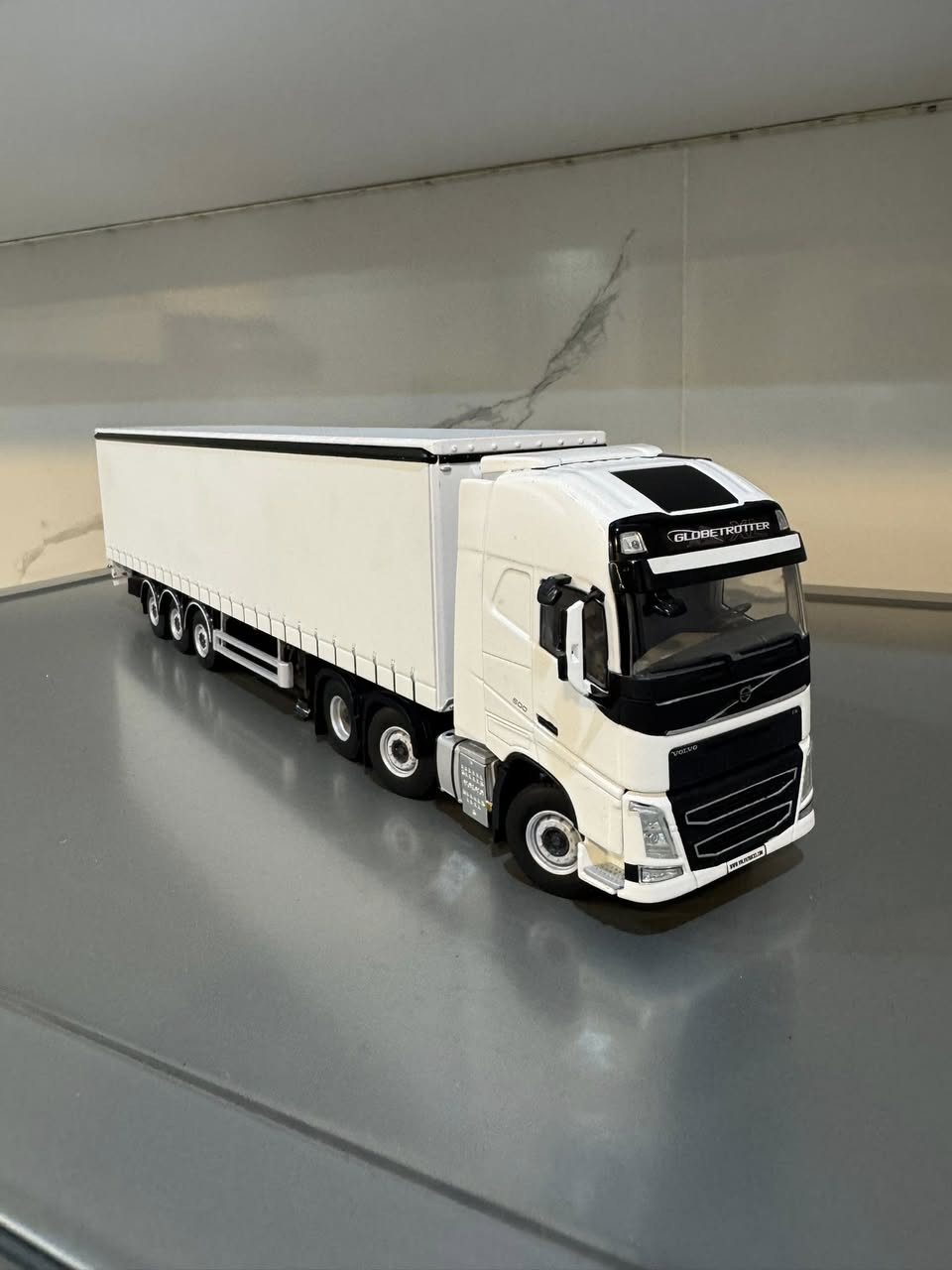 VOLVO 500
شريكة  WSI
  الماني


**إذا كنت صاحب هذا الإعلان وتريد حذفه لأي سبب، رجاءا أرسل رسالة إلى الدعم الفني**