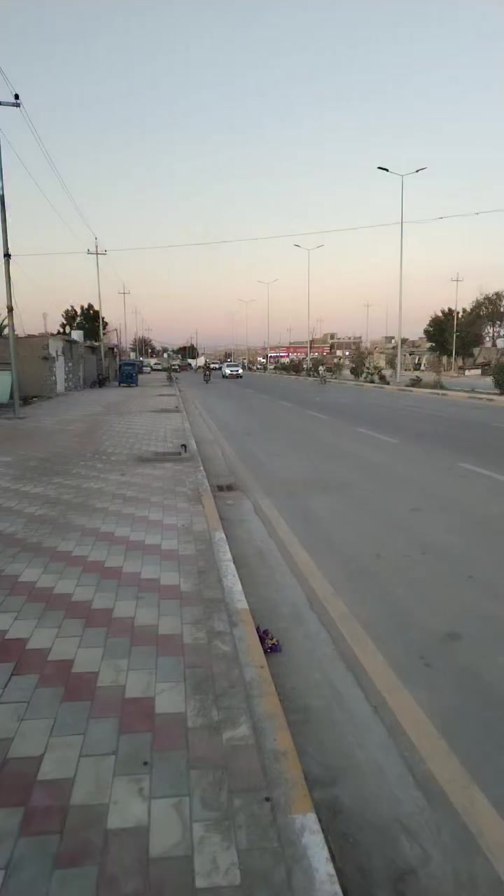 بيت تجاوز سعره 9 ملايين وبيه مجال يحتوي على غرفتين نوم واستقبال وصالة ومطبخ وصحيات خارجية وداخلية المكان 📌 كربلاء الامن الداخلي نهاية شارع ال عمران
*********** مكلف بالنشر
