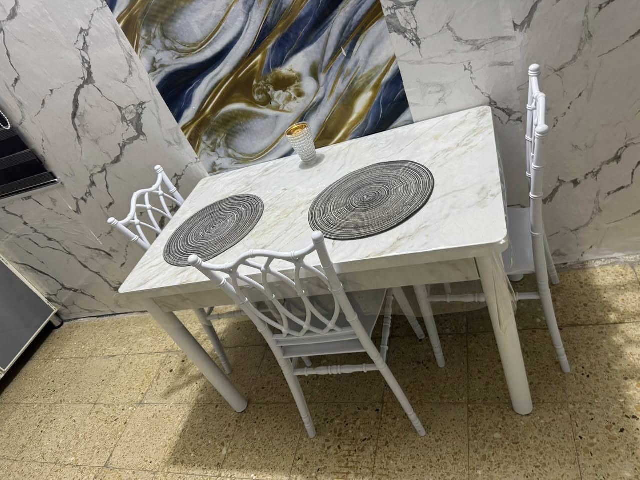 غراض البيع وبعد عندي هواي الي يريد يراسل خاص عدي كونتر  وعندي مرايات وصوارامام علي والعباس نواعم مطبخ


**إذا كنت صاحب هذا الإعلان وتريد حذفه لأي سبب، رجاءا أرسل رسالة إلى الدعم الفني**