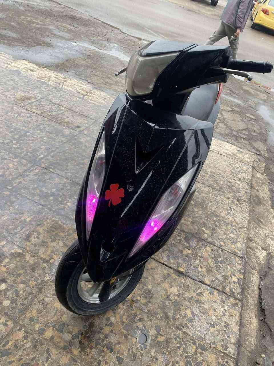 سلام عليكم
جيتي ار للبيع مكينه مامفتوحه بس بيها خيط تبخير 
دراجه بلاديه ماشيه 30 الف نكره سلف كهربائيات كلها شغاله دراجه مولحه سبانه ماممدوده عل مكينه 
بس لخيط تبخير لبيها 
سعر 650 وبيها مجال كلش قليل مكانها بغداد البياع موشراي لاتراسل ولاتعبني وياك 
رقم ***********
