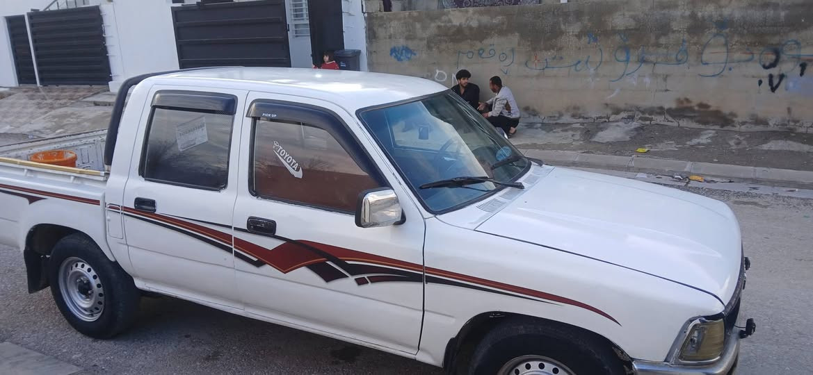 پیکاب مۆدێل90ئاڕم پلاستیک سلێمانی مەکینە سێوای 6گێڕ بێ دەعام بێ لێدراو مەکینەو شانسی بەشەرت سەیارەکە نەمونە لەجوانی پەمپێ کراوە  لەسەر ساخی ناونیشان چەمچەماڵ سعر 28گڵا ژ.م کۆڕەک***********
ئاسیا***********
