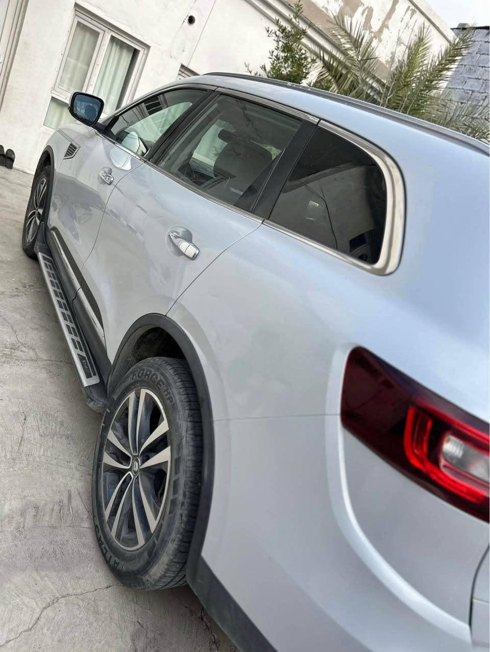 رینۆ کۆلیۆس ٢٠١٨ قرپات ماسەفات هیج هیجی نیە  رەقم و سەنوی هەمو شتی نویە ١٢٦ هزار رۆشتوە گیر مەکینە ئەکسلی هەموو بە شەرتە  گەر موشتەی تەلفون بکە*********** أربيل, العراق
