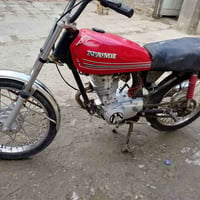 دراجة نارية • مكينة سليمة • حي اریدو