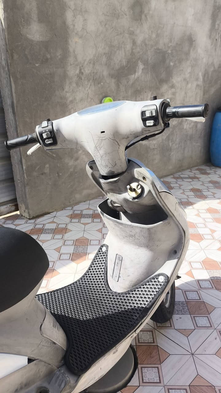 سلام عليكم ماكس منغولي حاويه صارلها سبوع نازله.
دراجه سلف هندر. مكينه مكفوله برغي مامفتوح. بيها
اشاير لايت عالي ناصي دبلات امامي وخلفي بريك امامي وخلفي قفل صندوق قفل سكان كيج بانزين /كيج كيلو متر دراجه كفاله عامه وكله ختم واحد وي لمكينه
المكان البصره قضاء المدينه 
الاستفسار ***********
