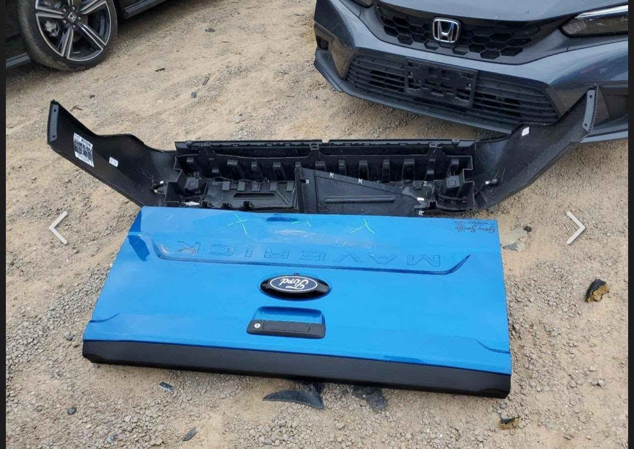 كفاله عامه بدووووون صبغ دخول جديد 
السلام عليكم 🚗 فورد مافرك XL هايبرد 2025🚗 
الشكل الجديد 
حساسات خلفيه 
شاشه الكبيره ، حساسات خلفيه 
رادارات امامي ، و خلفي و جانبي 
محرك: 2.5 / 4 سلندر – هايبرد
الممشى: 9الف فقط زيرو بعدها 
كفاله عامه بدون صبغ  بدون تبديل . فقط بارد 
رقم بغداد 
السيارة كاملة 

💰 السعر: 216 . و بي مجال للشراي 
و بالعافيه علياخذها 
مكاني بغداد الشراي يتصل  . 
***********

⸻
