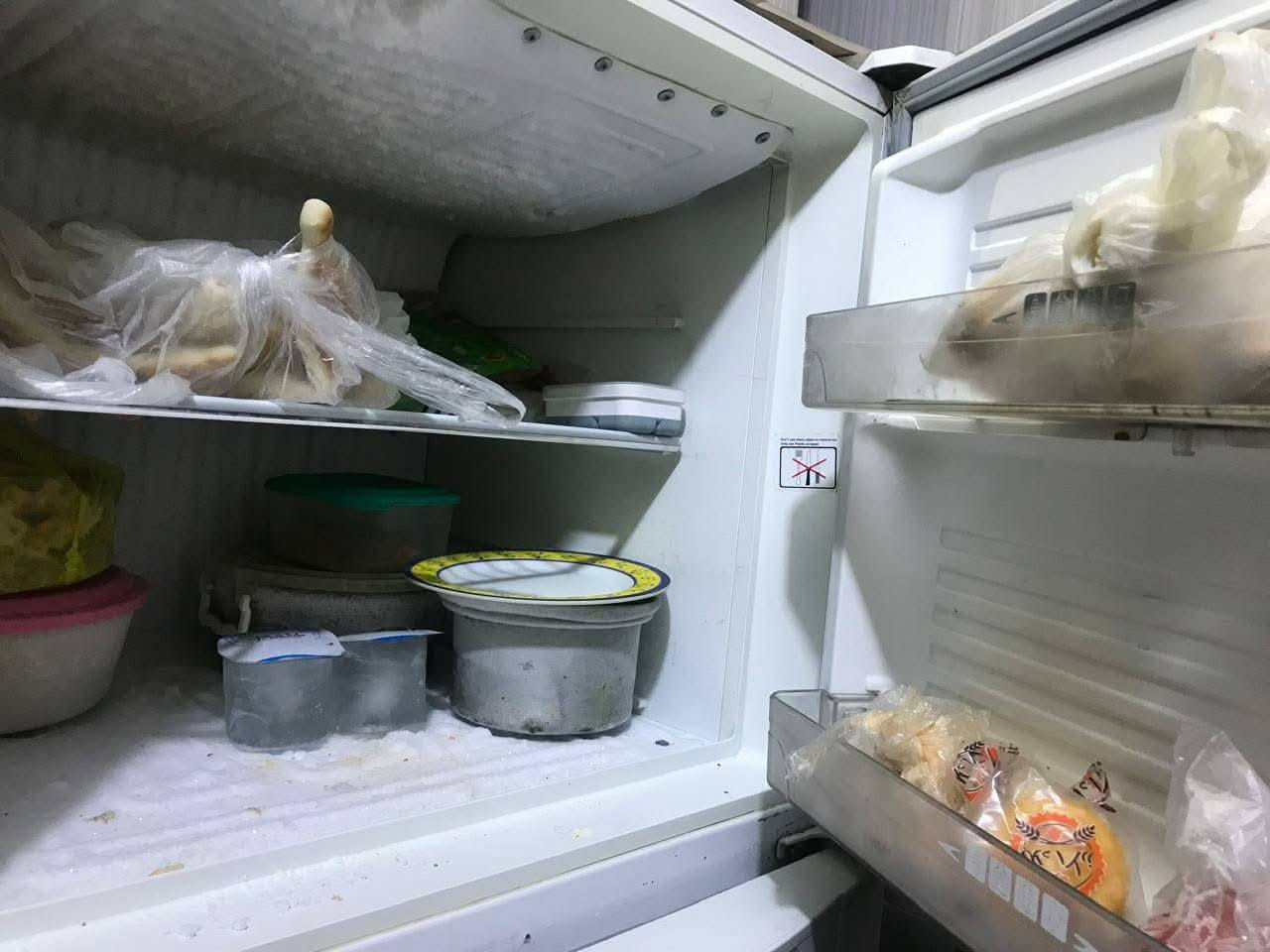 السلام عليكم مكلفه بلنشر ثلاجه نوبل ايطاليه حجم 16 قدم  على الضمان شرط التجميد
عله الفحص السعر 200وبي مجال العنوان البنوك


**إذا كنت صاحب هذا الإعلان وتريد حذفه لأي سبب، رجاءا أرسل رسالة إلى الدعم الفني**