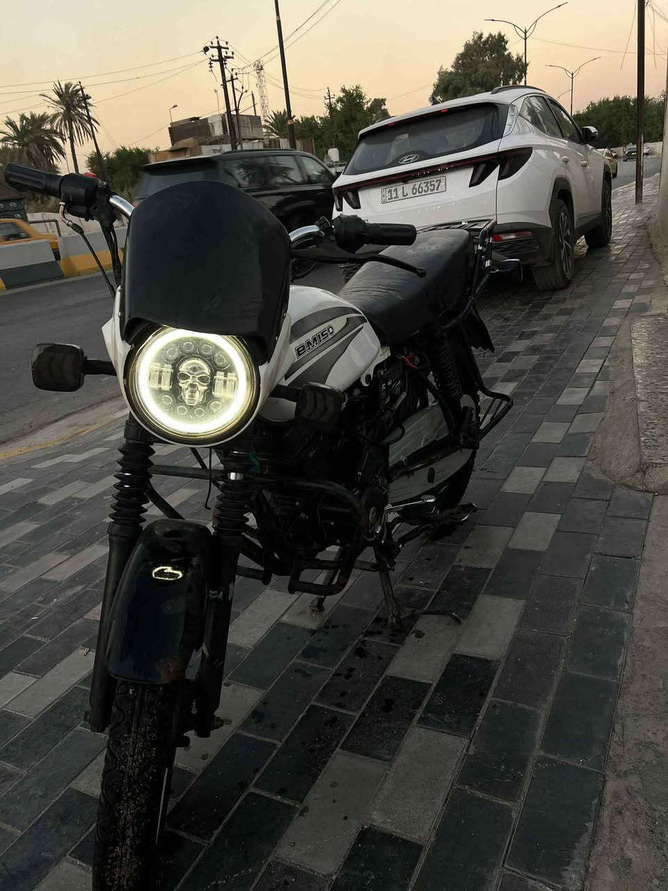 سلام عليكم بوكسر موديل ٢٢
كهربائيات شغاله سلف شغال مكينه مامفتوحه حلوه شلعه معدل بيها شويه ملاحظات او اوراق مابيها أتكفلها من كلشي تجي نسوي مكاتبه 
العنوان بغداد العطفيه قرب جامع براثه 
سعرها ٦٥٠ بيها مجال 
***********
