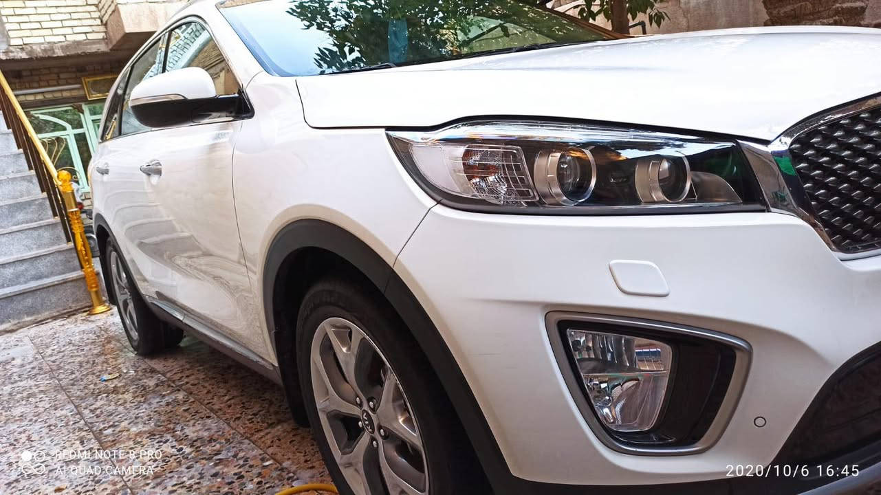 سورنتو 2017 خليجية اللون ابيض 
رقم بغداد تحويل مباشر 
 6 سلندر 
 7 راكب
 3 قطع تبريد
 مري شفط
 اشارة ترحيب
 بصمتين 
 كشن جلد
 كشن كهرباء
 جنطة كهرباء شفط
 بردات بلادي
 حساس امامي خلفي
 كامرة خلفية دواره
 3 انضمة قيادة 
 5 ويل كب كروم 
 لايت زينون
 بك لايت LED
 كير مكينه بلادي على وضع الشركة 
ماشية 75 الف 
 السيارة مكفولة كفالة عامة من الضربة والصبغ والتبديل 
 السعر 255 مكاني بغداد للاستفسار 
0771 767 3618
