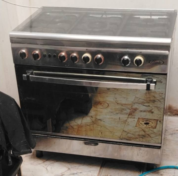 طباخ كلش نظيف وشغال للبيع


**إذا كنت صاحب هذا الإعلان وتريد حذفه لأي سبب، رجاءا أرسل رسالة إلى الدعم الفني**