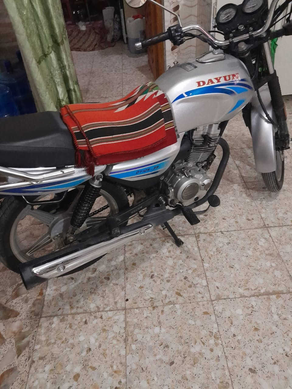 لبيع وراق سكرن  23 بليت ورقم شاصي بيه نوقص أشارة كدام واحد وري واحد وبك ليت ورني بس شراي بي خيريدلل👬☝️


**إذا كنت صاحب هذا الإعلان وتريد حذفه لأي سبب، رجاءا أرسل رسالة إلى الدعم الفني**
