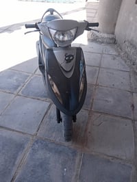 دراجة نارية • تشغيل متقطع • كهربائيات شغالة