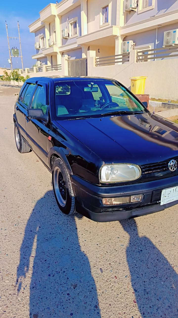 السلام عليكم للبيع او مراوس  كولف موديل ٩٢ كير عادي محرك ١٨ مصبوغه جماليه مكفوله مابيه كل حادث رقم صلاح الدين
تخم تاير جديد بور مشط استيرن جديد دوشمه جديده
معامله كامله بس تبصم متدفع الف عنواني تكريت رقم ***********
