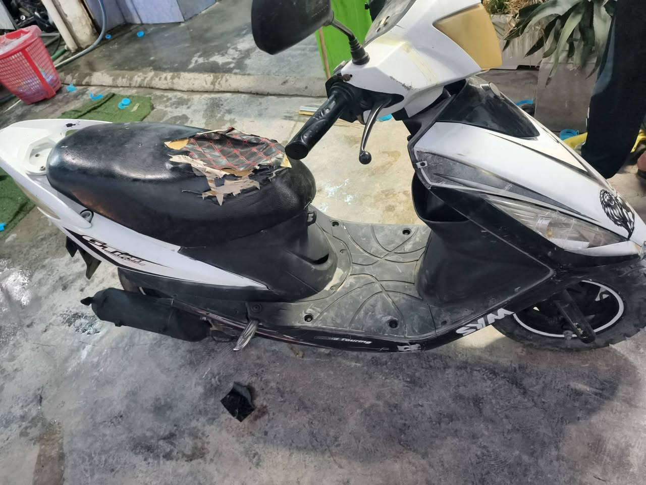 السلام عليكم دراجه للبيع سايم جيتي سعر الدراجه 300 وبيها مجال الاستفسار الرقم***********@
