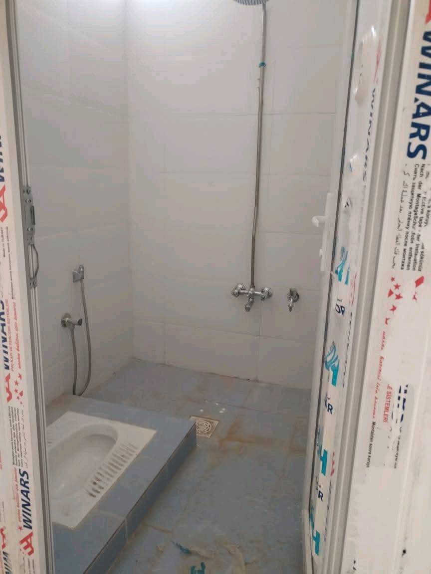 449
شقه  للايجار  (80 متر) حي السلام منطقة الاساتذه قرب مدرسة الموهوبين 
السعر الايجار  400 الف 
يحتوي على طابق اول درج
 غرف3   مطبخ  صاله   صحيات
سخان.  خزان.   ماطو   خط مولد 
ــــــــــــــــــــــــــــــــــــــــــــــــــــ
شقه جديده فول غير مسكونه
مقدمه 3 اشهر