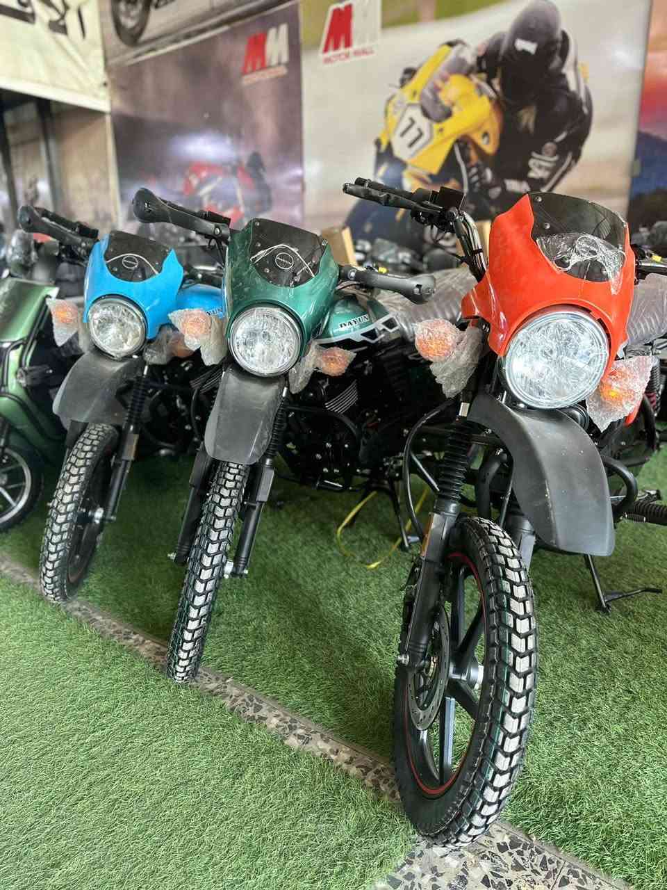 دايوان جبلي مرقم بغداد انكليزي زيرو مماشيه ابد زيرو نضيفه 100٪100
***********
