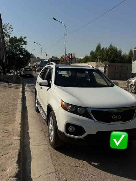 سلام عليكم  كيا سورنتو. 2012  خليجي فول موصفات.  6 سلندر 7 راكب  3 قطع تبريد فول موصفات مكينه بلاديه السياره   جاهزه  مصبوغه عام  حادثه جملغات خلفيه وطخه اماميه مكفوله من الكص جاهزه السياره مكاني الشعله حي الجوادين *********** مامتواجد عله فيس السعر. 120
