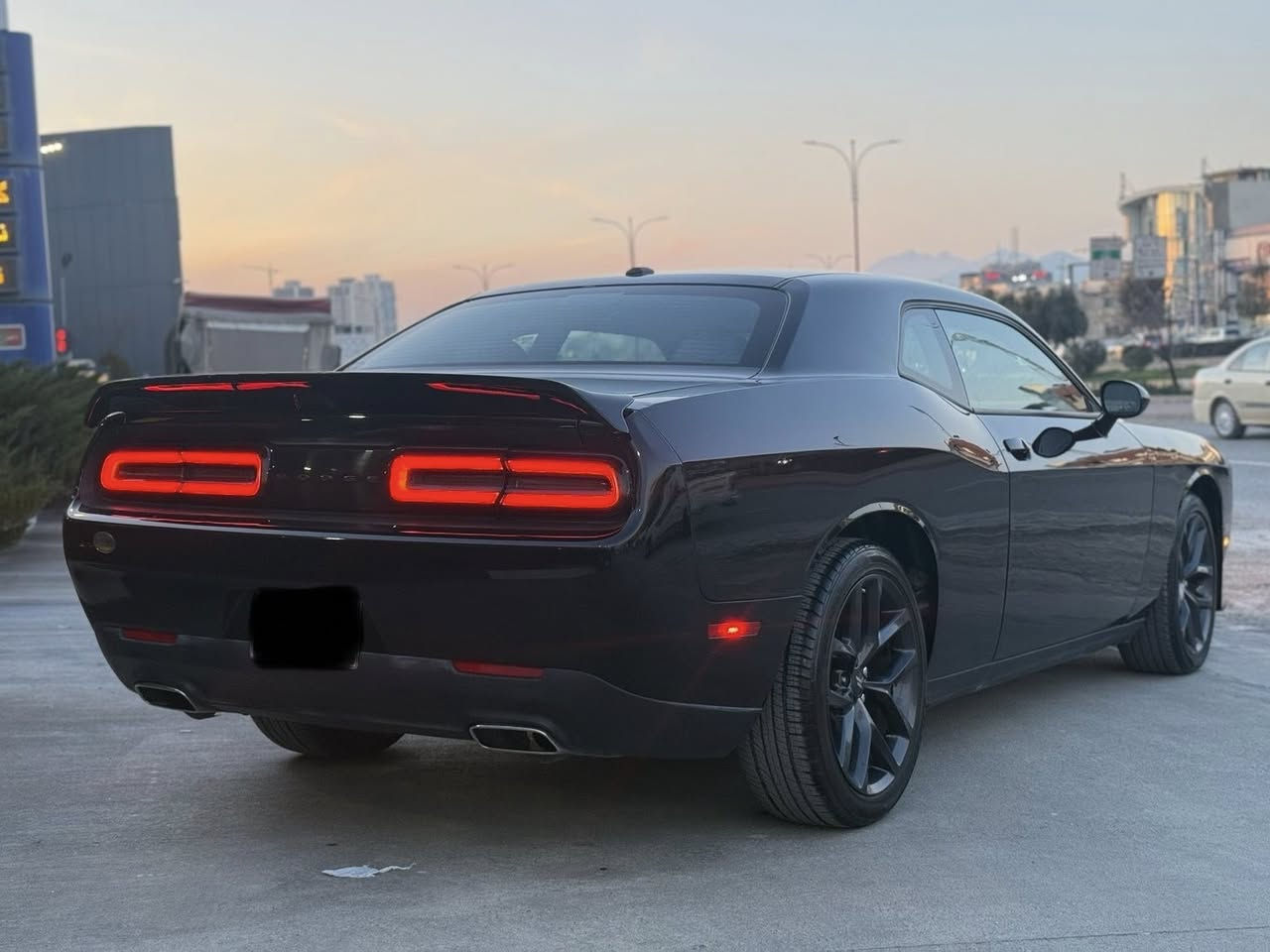 2023 chalnger sxt v6
كشنات كنتارا
شاشة وصط و كامرة
رقم كاتي تترقم شمالي
بونت مبدل سكات باك و مصبوغ الباقي بدون صبغ بيها مكانين pdr
سيارة جديدة ماشية ١٩ الاف ميل
مكانها سليمانية
سعرها ١٩٧$ و مجال بسيط
***********
