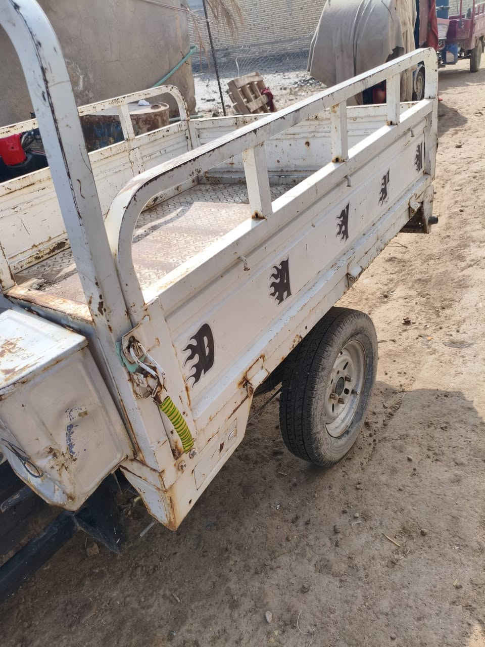 21 مكينة جديدة مكاني سوق الشيوخ مليون و 450  🔓
***********
