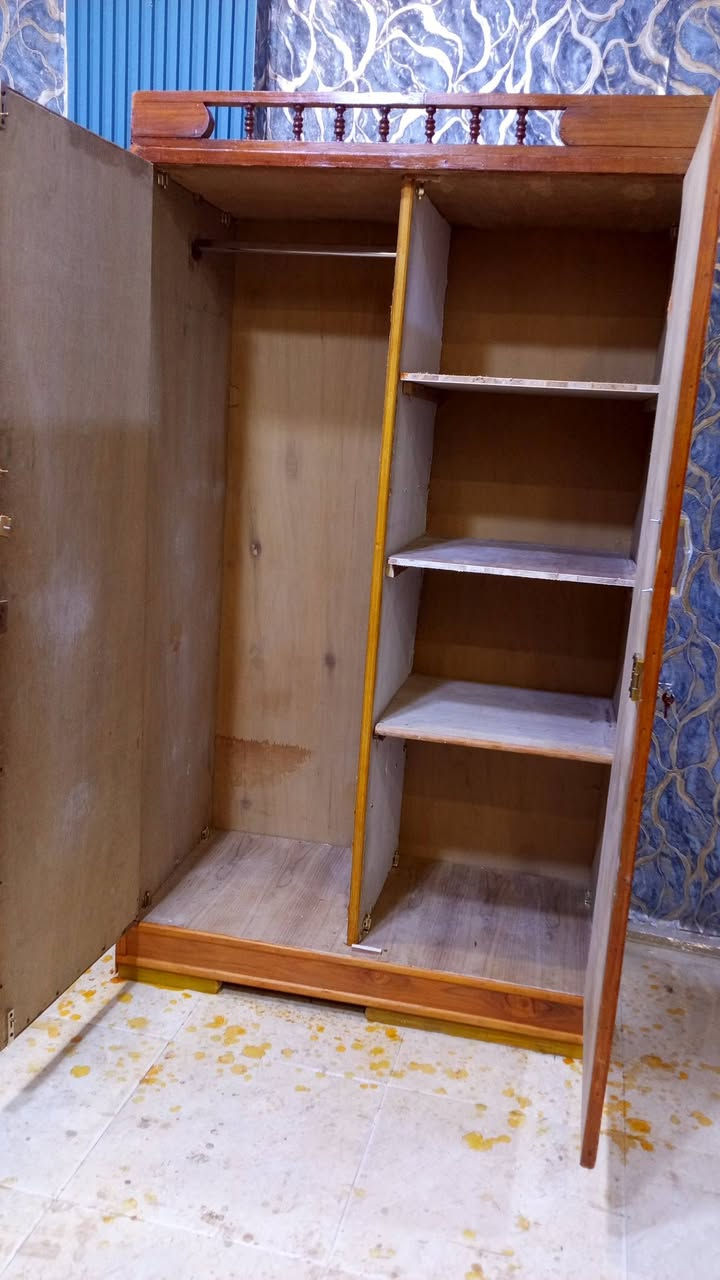 سلام عليكم كنتور بابين مستخدم السعر 125 المكان رمادي الملعب سوك سلاله ***********
