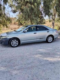 للبيع كامري خليجي مصبوغه حزام كير بيه عته محرك شرط السعر 85وبيه مجال ا...