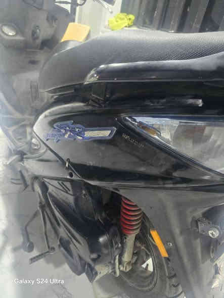 السلام عليكم مستعجل ع البيع 
كامكو g4
الدراجه ما مفتوحه جديده صارلها 3 شهور من طلعت من الحاويه 
اريدها ب650 بيها مجال بسيط حك الجيه مكانها حي ميسان
***********
