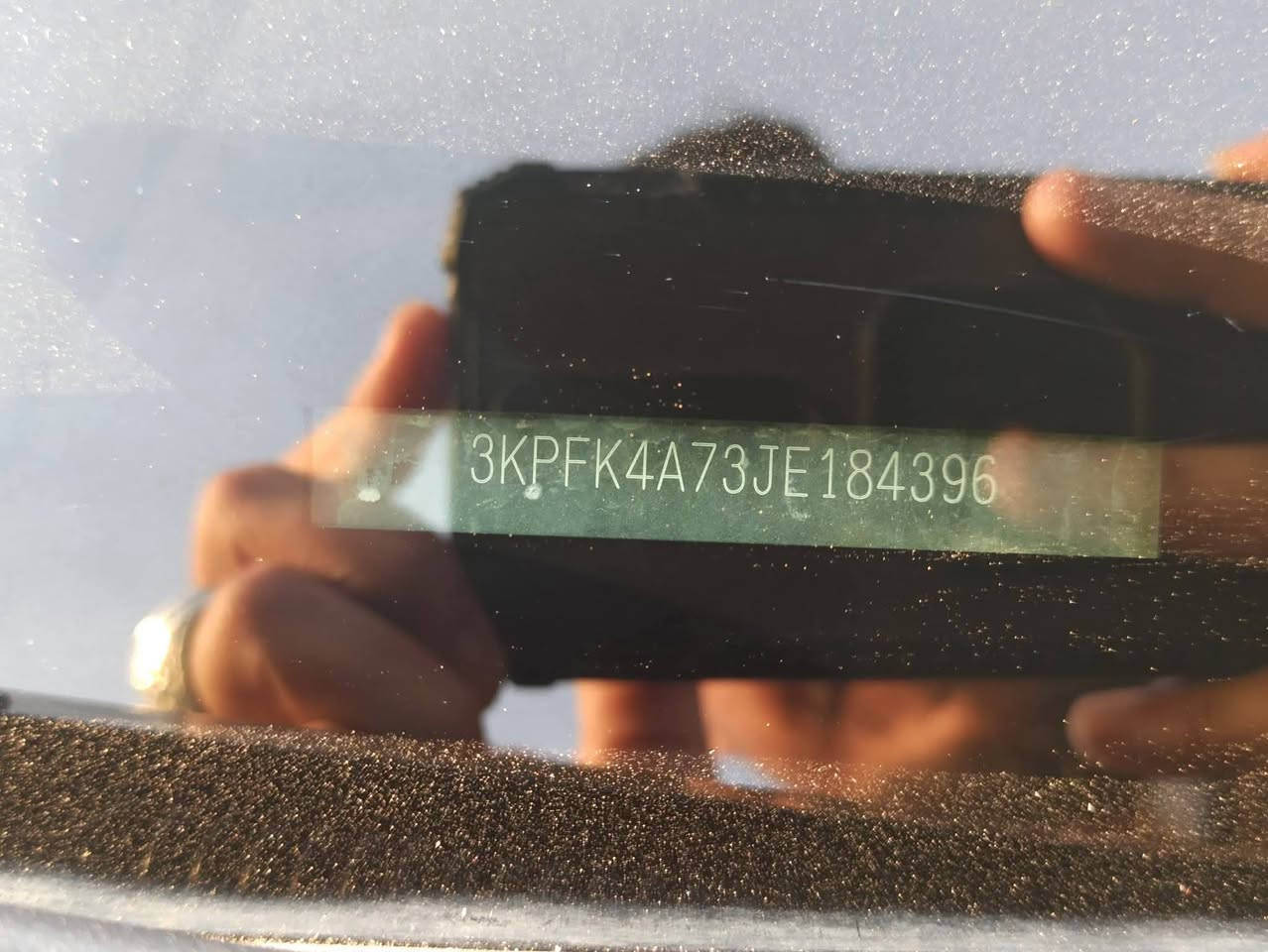 السلام عليكم
فورتي ( كير عادي )
وارد امريكي 
موديل 2018
رقم نينوى الدولي  
كابون بانزين 
محرك وكير شرط 
محرك 20 دوش 
كير عادي 
سياره ضررها قبغ صندوك وبيها شويه بالحوض 
رقم الشاصي مرفق مع الصور 
شرط التحويل
السعر 115$ وبيها مجال 
🛑ملاحظه مهمه
 يرجى الاتصال من  الساعه 9 صباحأ إلى الساعه 9 مساء
ت
***********
