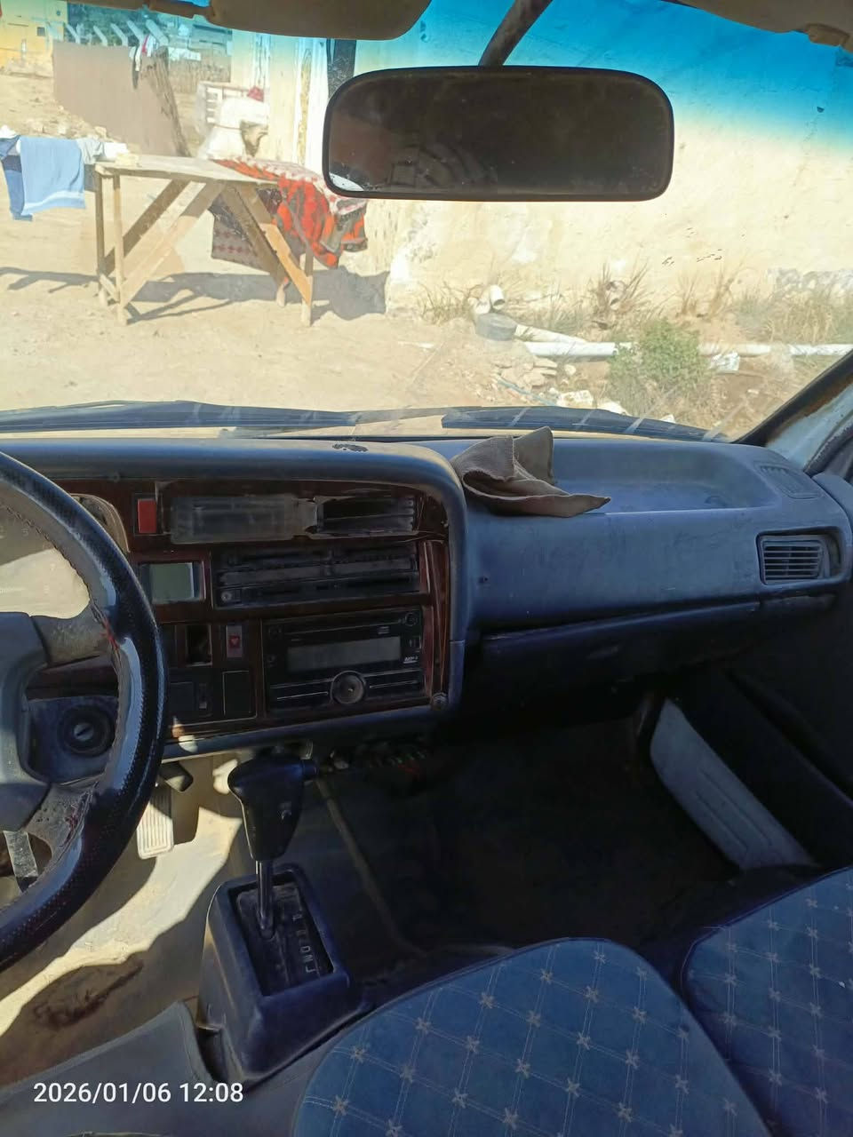 السلام عليكم
فتون ٢٠١٠ سياره باسمي 

رقم نكليزي سنويه ل٣٠ 

مكينه وكير ونجي اوتوماتيك 

مكينه وكير ستوني شادها حاويه 

كهربئيات كلهة شغاله 

مصفره هيئه وغرامات

حداديه ٧٠بلميه 

السعر ٥٥ وبيهة مجال 

***********
