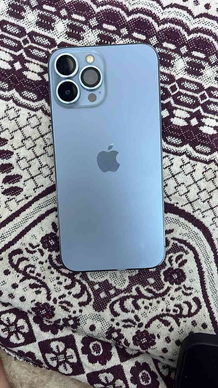 ايفون 13برو ماكس نضيف بمعنه الكلمه شخط مابي بطاريه 94مفول الجهاز سعره750مكاني كربلاء ***********
