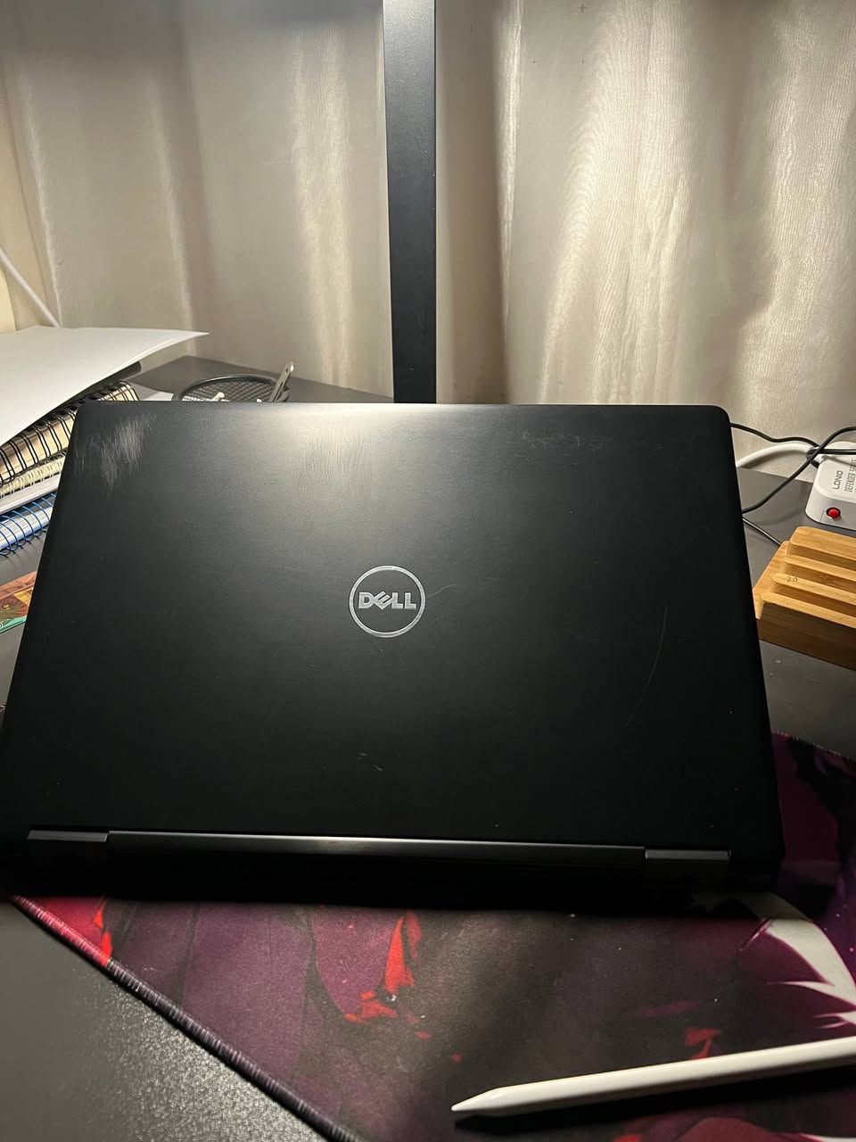 حاسبه DELL جيل السادس
نظيفه جداً استخدام دراسه فقط  
وياها ماوس  وماوس باد 

سعرها 200 الف وبيها مجال حگ الجيه 
***********
